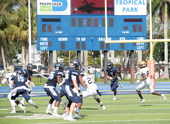 vs Playoff Miami High-51