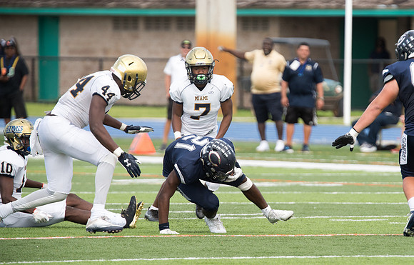 vs Playoff Miami High-102