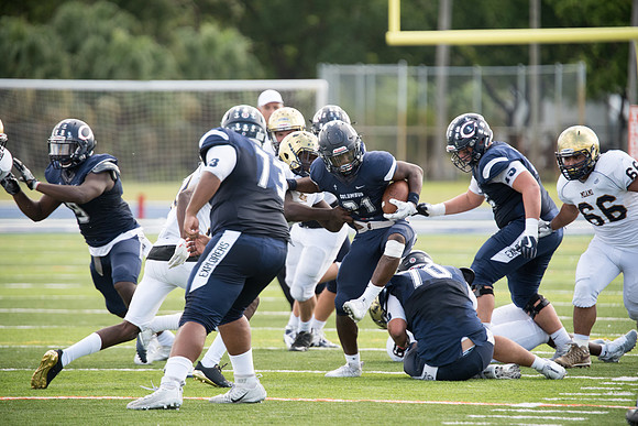 vs Playoff Miami High-137