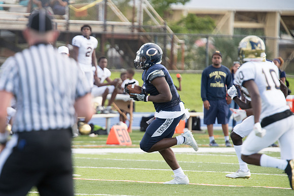 vs Playoff Miami High-140