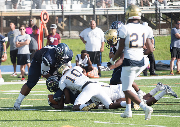vs Playoff Miami High-212