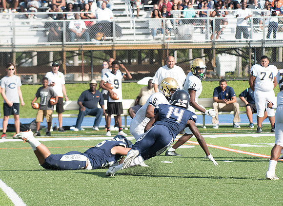 vs Playoff Miami High-229