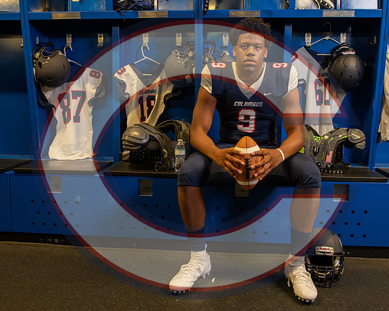 SeniorLockerRoom-1010