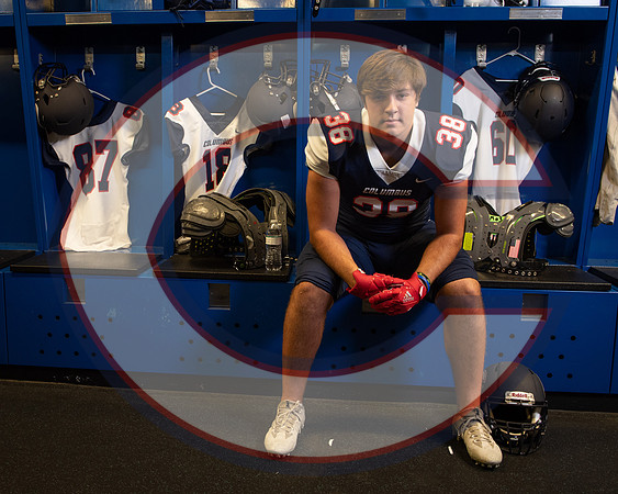 SeniorLockerRoom-1034