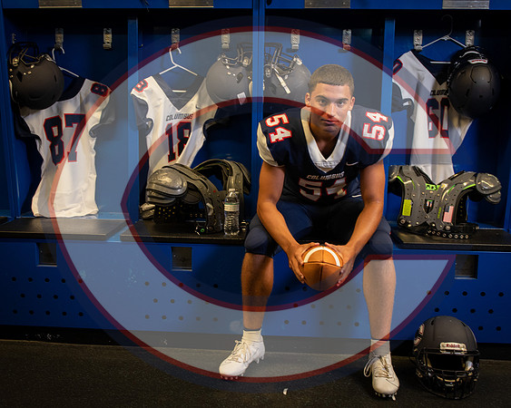 SeniorLockerRoom-1052