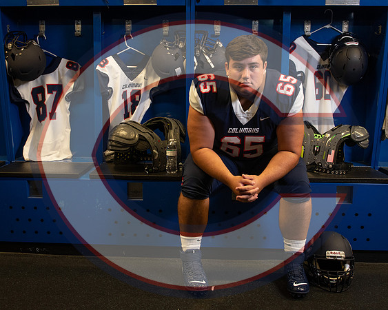 SeniorLockerRoom-1065