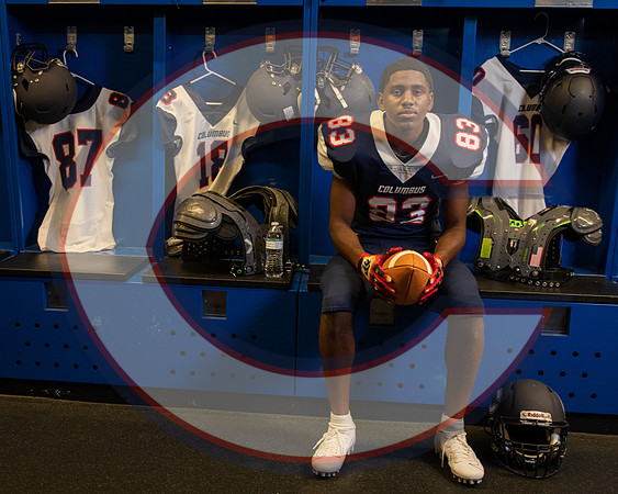 SeniorLockerRoom-1078